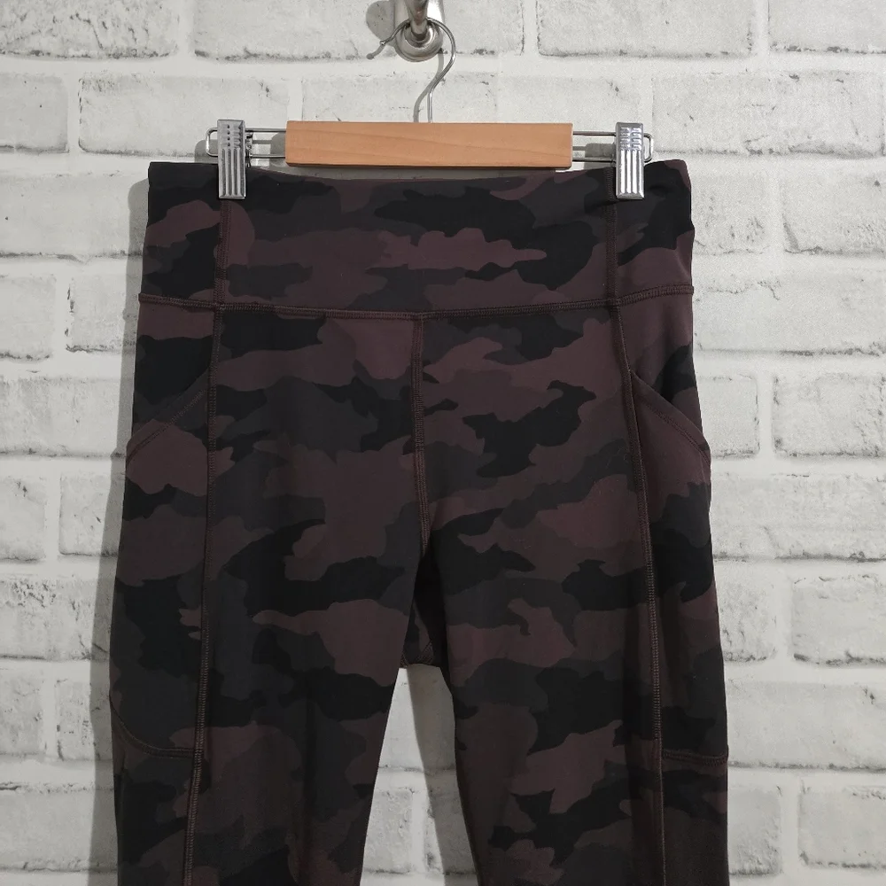 Lululemon‎ Invigorate Highrise Legging Brown Earth Camo size 6